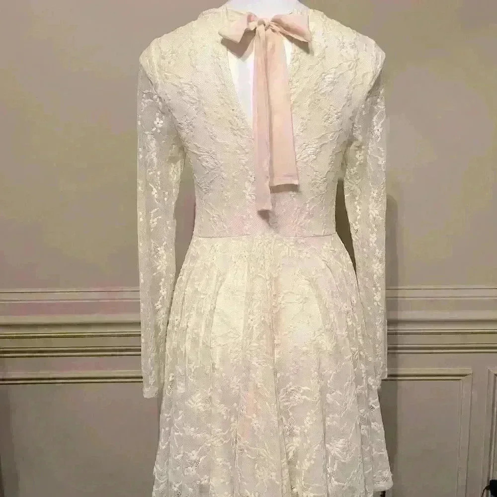Altar’d State Dress in Cream size medium